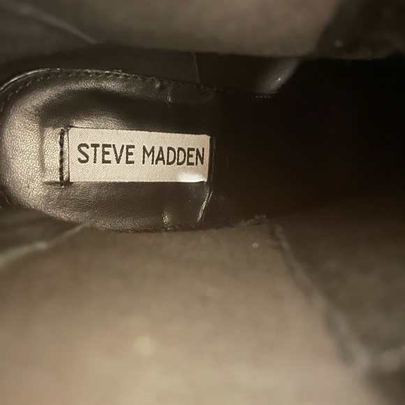 Booties - Picture 6 of 7